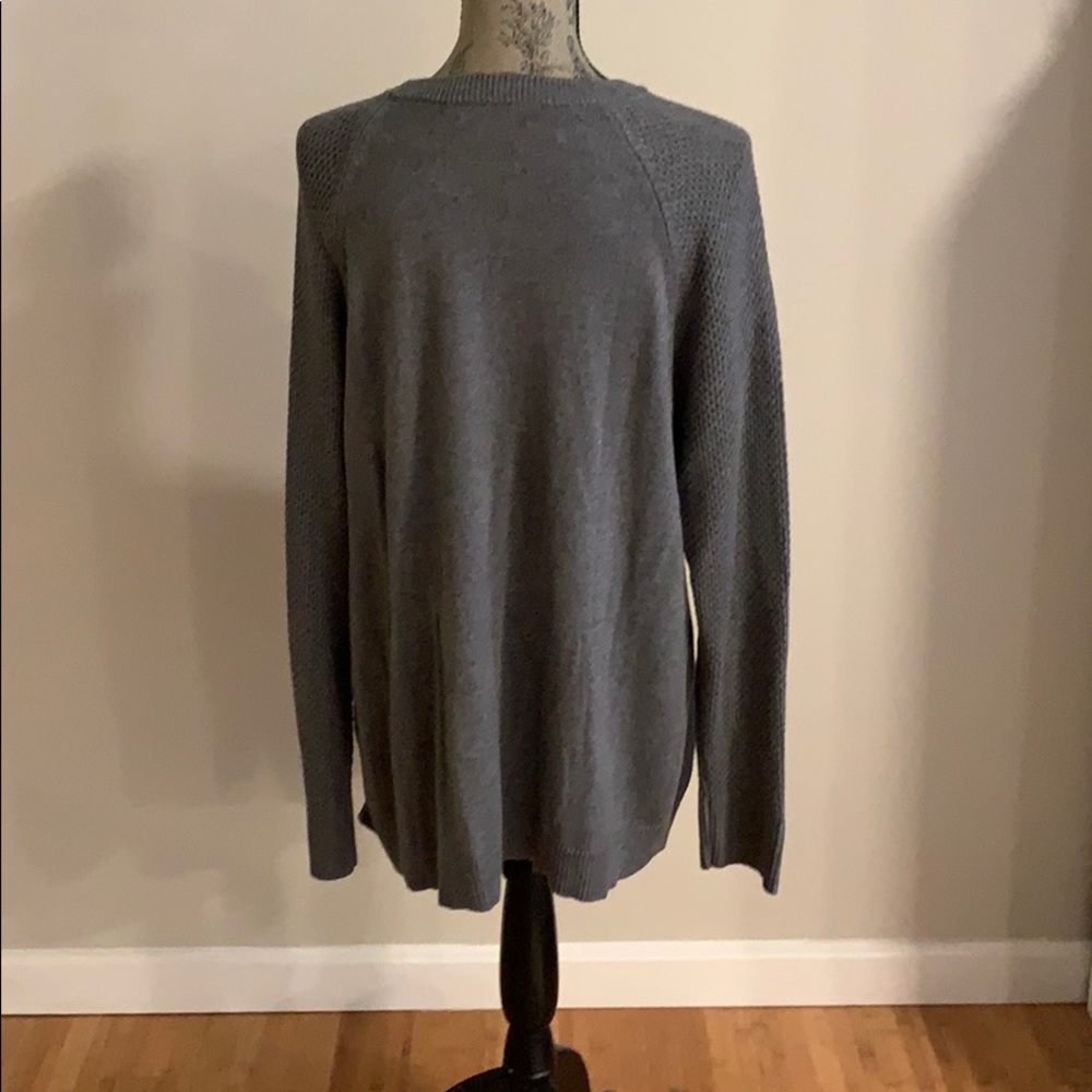 Sweater - Picture 3 of 5